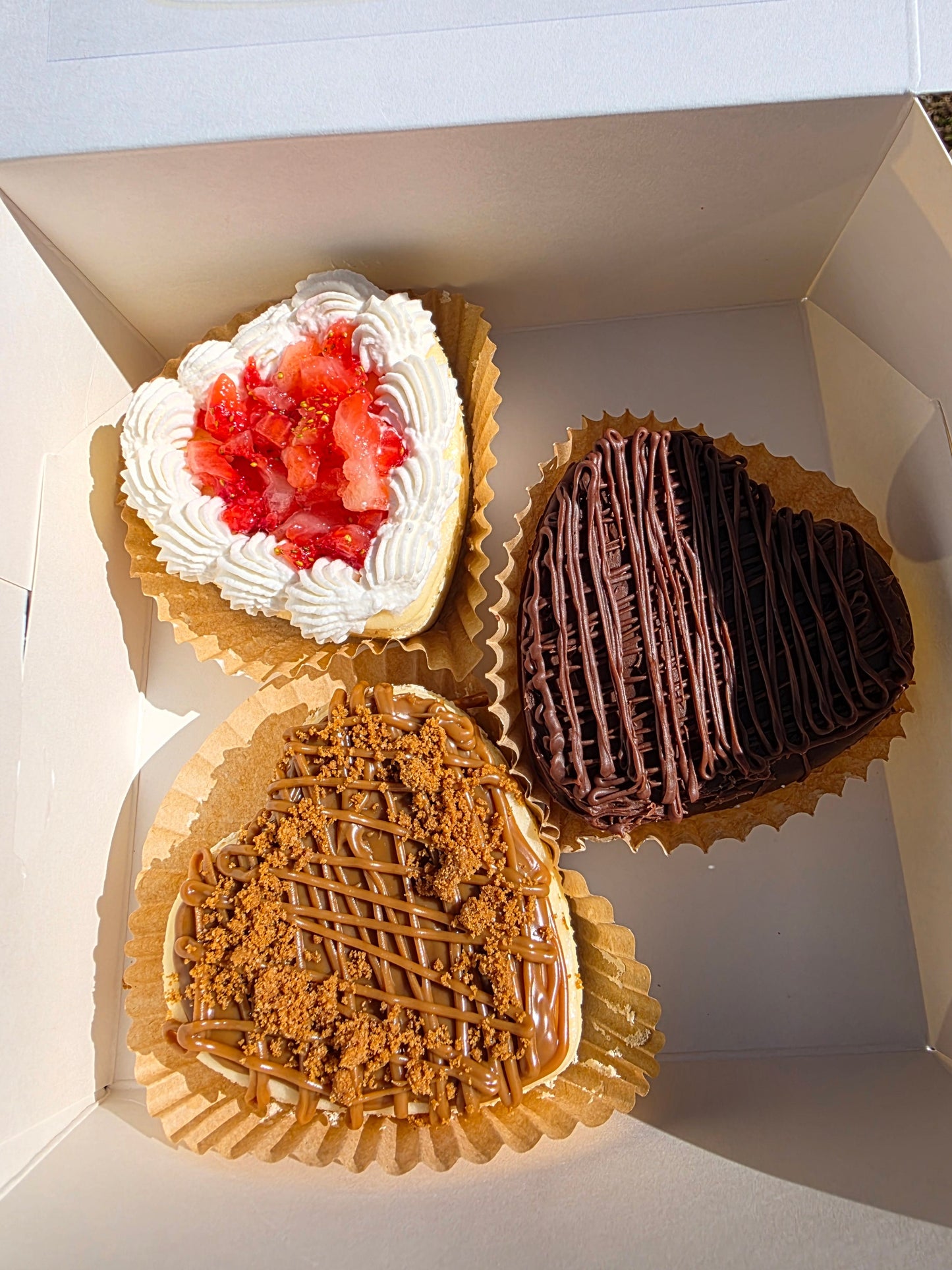 3 Count Mini Heart Cheesecakes